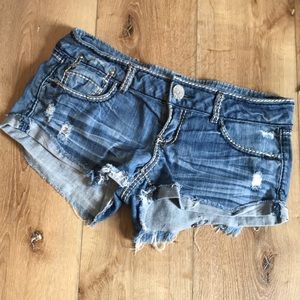 Almost Famous shorts